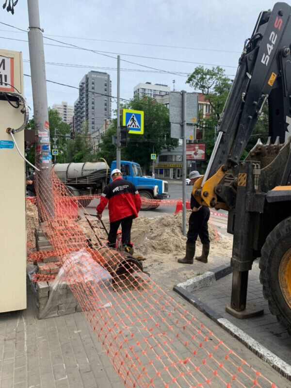    жители центра и ЗЖМ уже месяц сидят без горячей воды // фото: rostov-gorod.ru