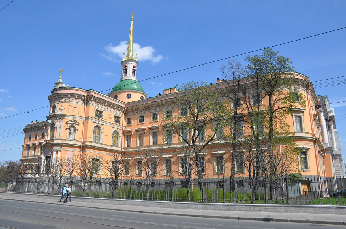 Михайловский дворец.