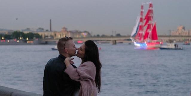    "Алые паруса" настраивают на романтику.Алена Бобрович