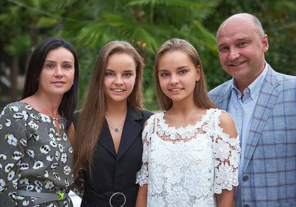 парень дины саевой. кто был отцом дины. рахим и дина. характеристика дины из кавказского пленника. дина кавказский пленник характеристика.