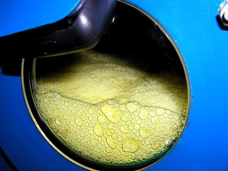 Вакуумная дегазация масла
