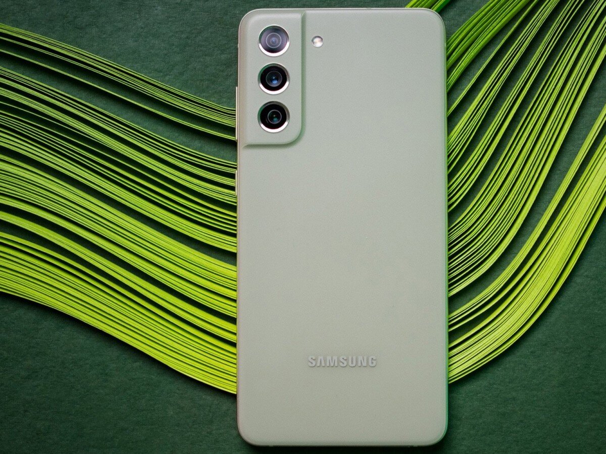    Инсайды #3051: Samsung Galaxy S23 FE, сверхавтономный Sharp и iQOO 11s