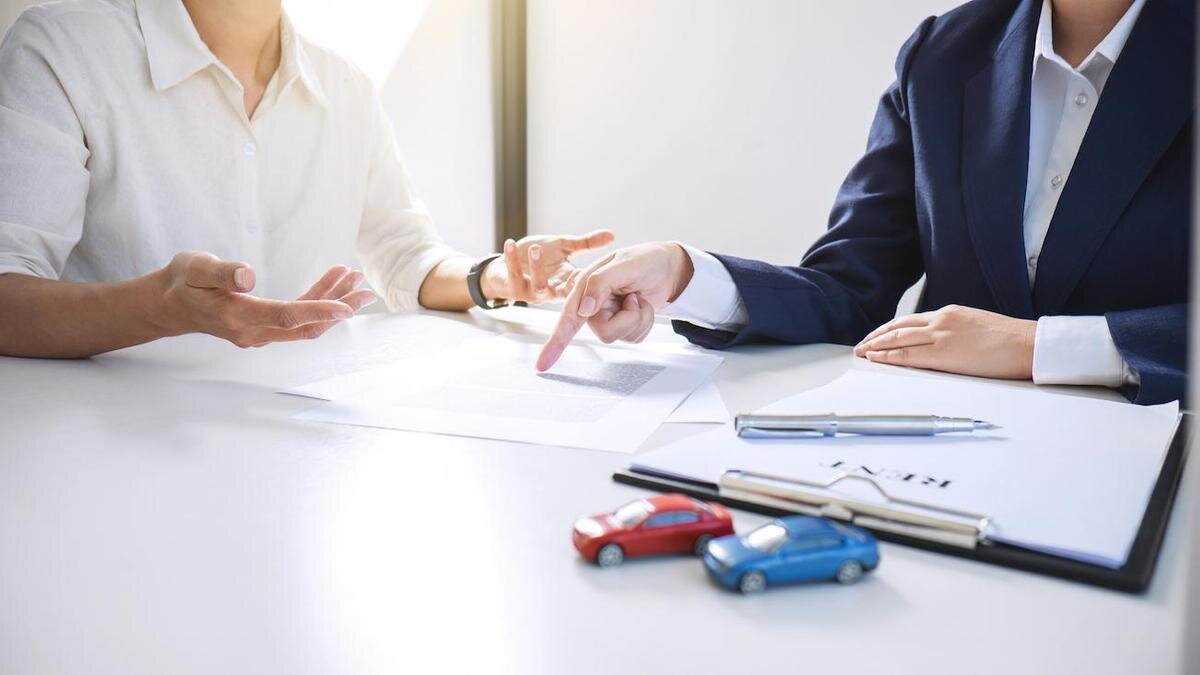    Спор о страховых выплатах:Pattanaphong Khuankaew/Getty Images