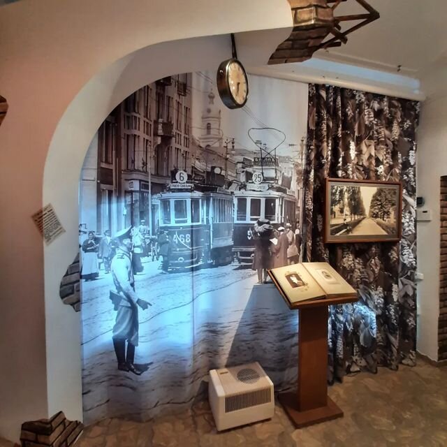 Штора, что приглянулась мне, смотрится оригинально.