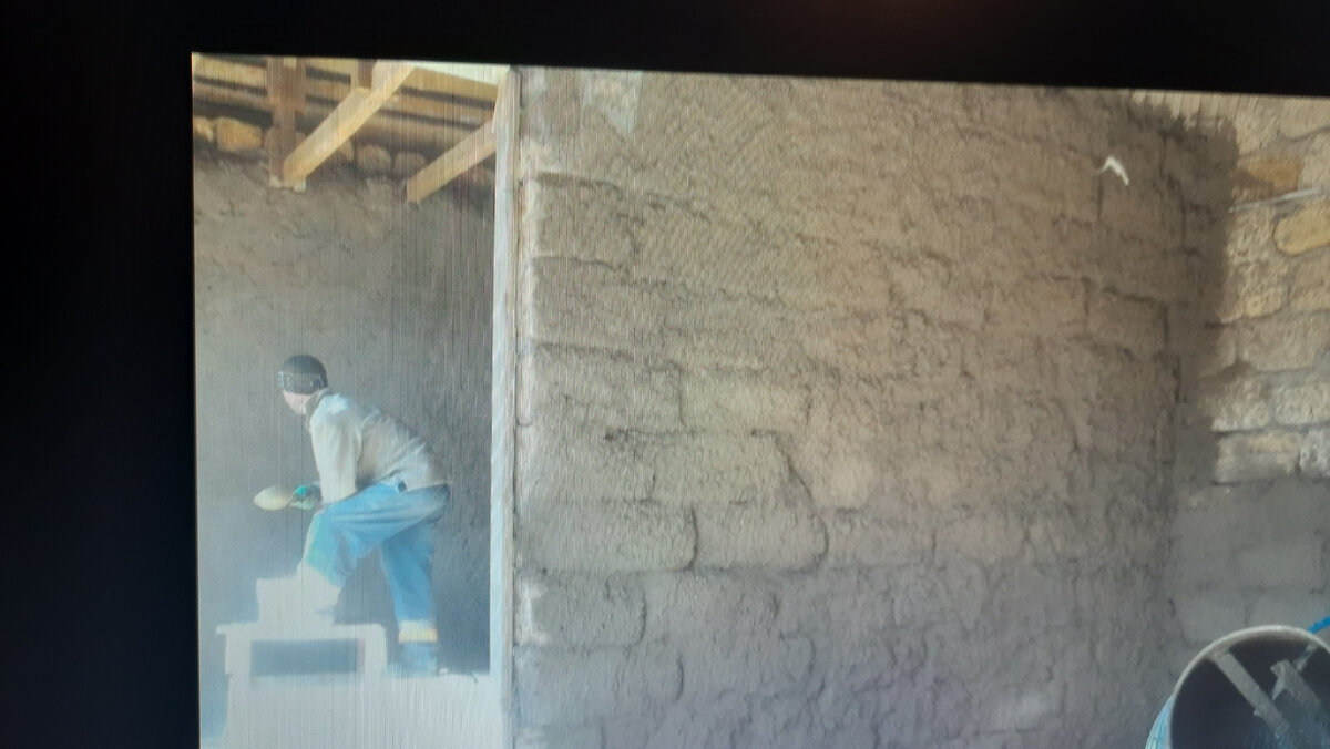 Начало штукатурных работ 