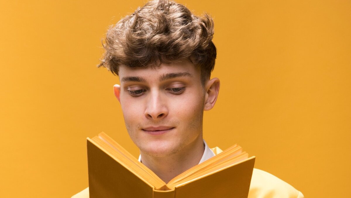     23 июня в 16:00 в модельной библиотеке Амурского района состоится фестиваль поэтов «Вольные ветры», посвященный 65-летию Амурска. В программе: песни и стихи о родных местах от известных поэтов и музыкантов города.