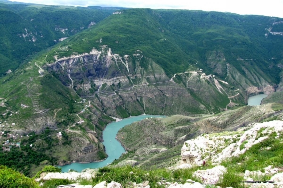    Депутат Тарбаев поддержал дресс-код для туристов в Дагестане