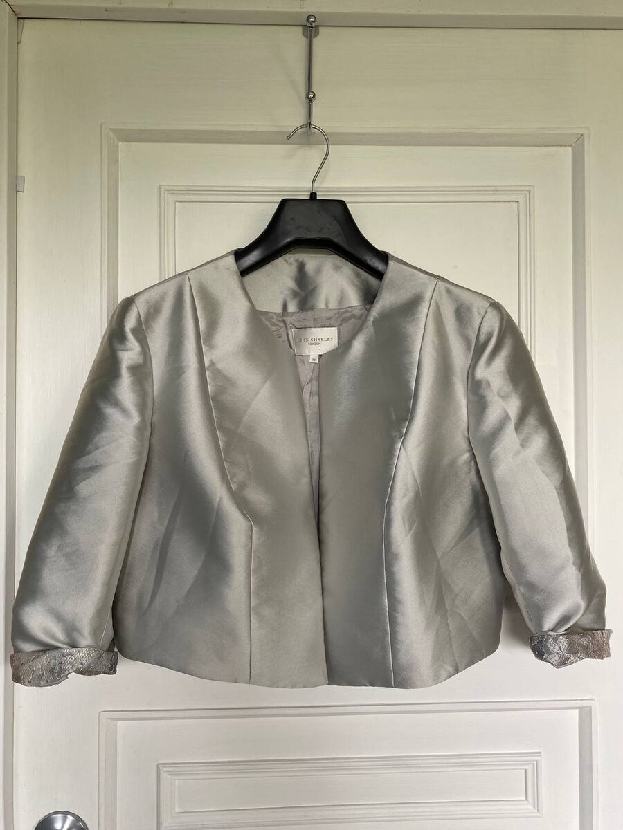 Жакет серо-жемчужного цвета 