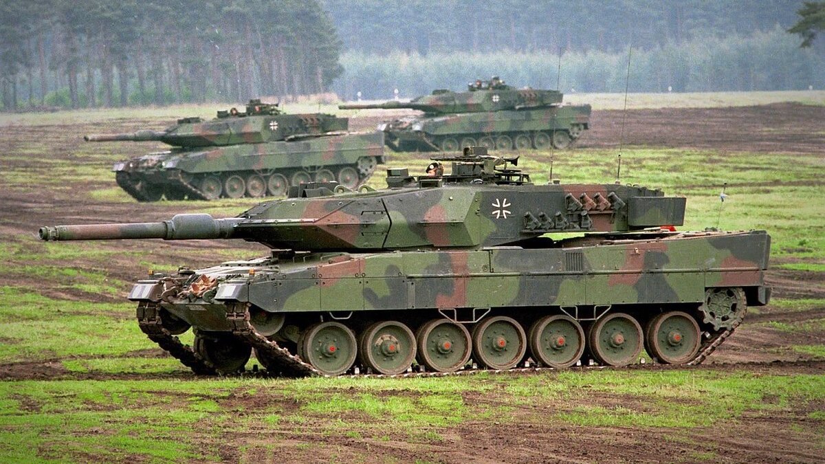 Танки Leopard 2A5 немецкой армии. Фото: commons.wikimedia.org