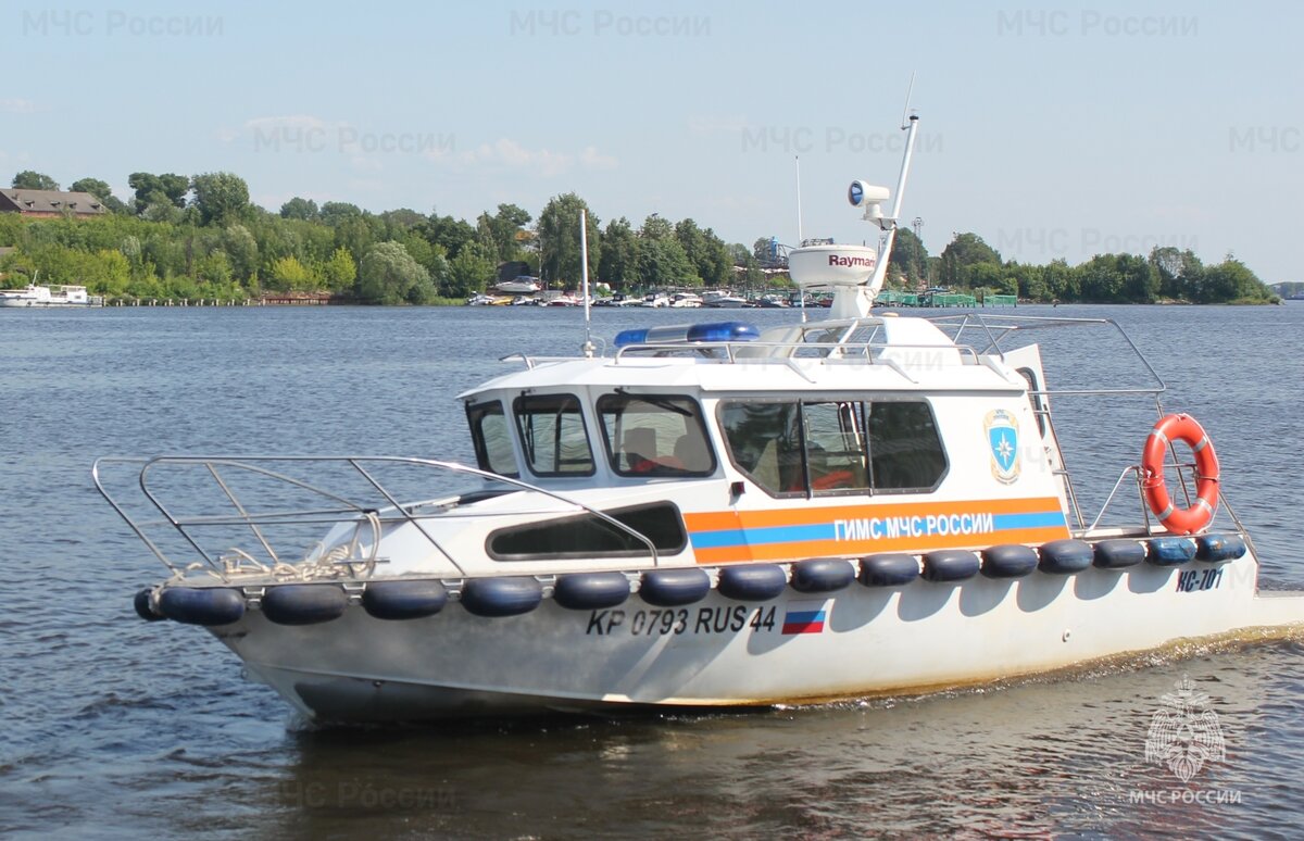 Происшествия на воде чаще всего связаны с несоблюдением правил безопасности  | МЧС Костромской области | Дзен