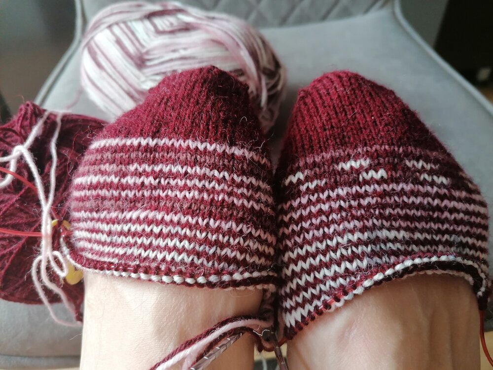 Как говорится: найдите отличия.