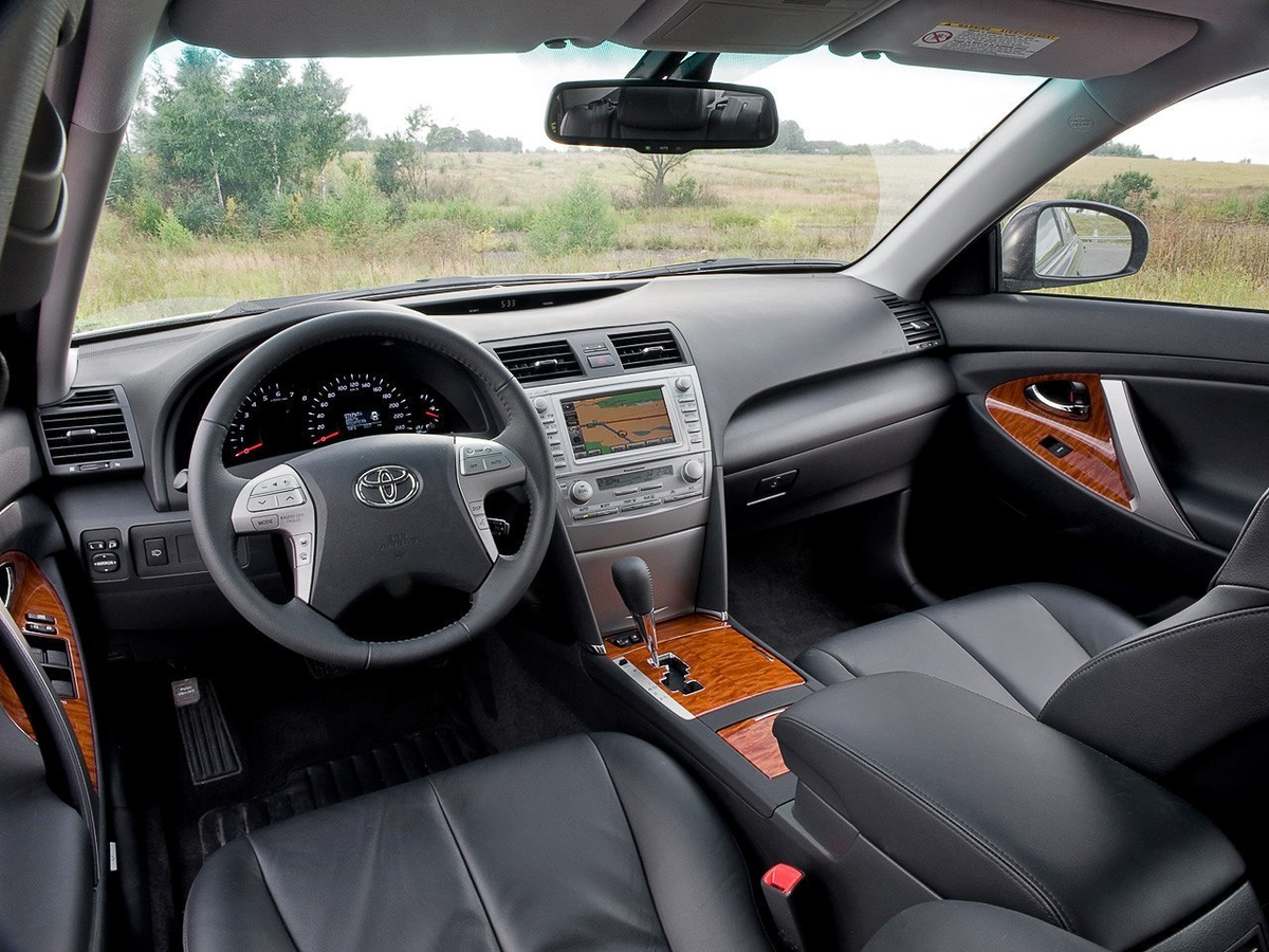 Toyota Camry 2004 Interior