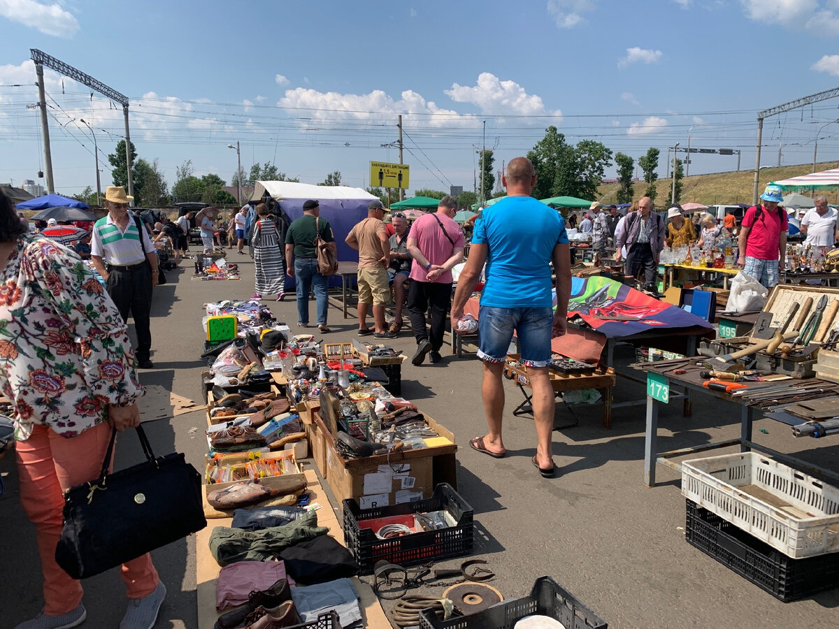 Поле чудес черняховская барахолка мебель