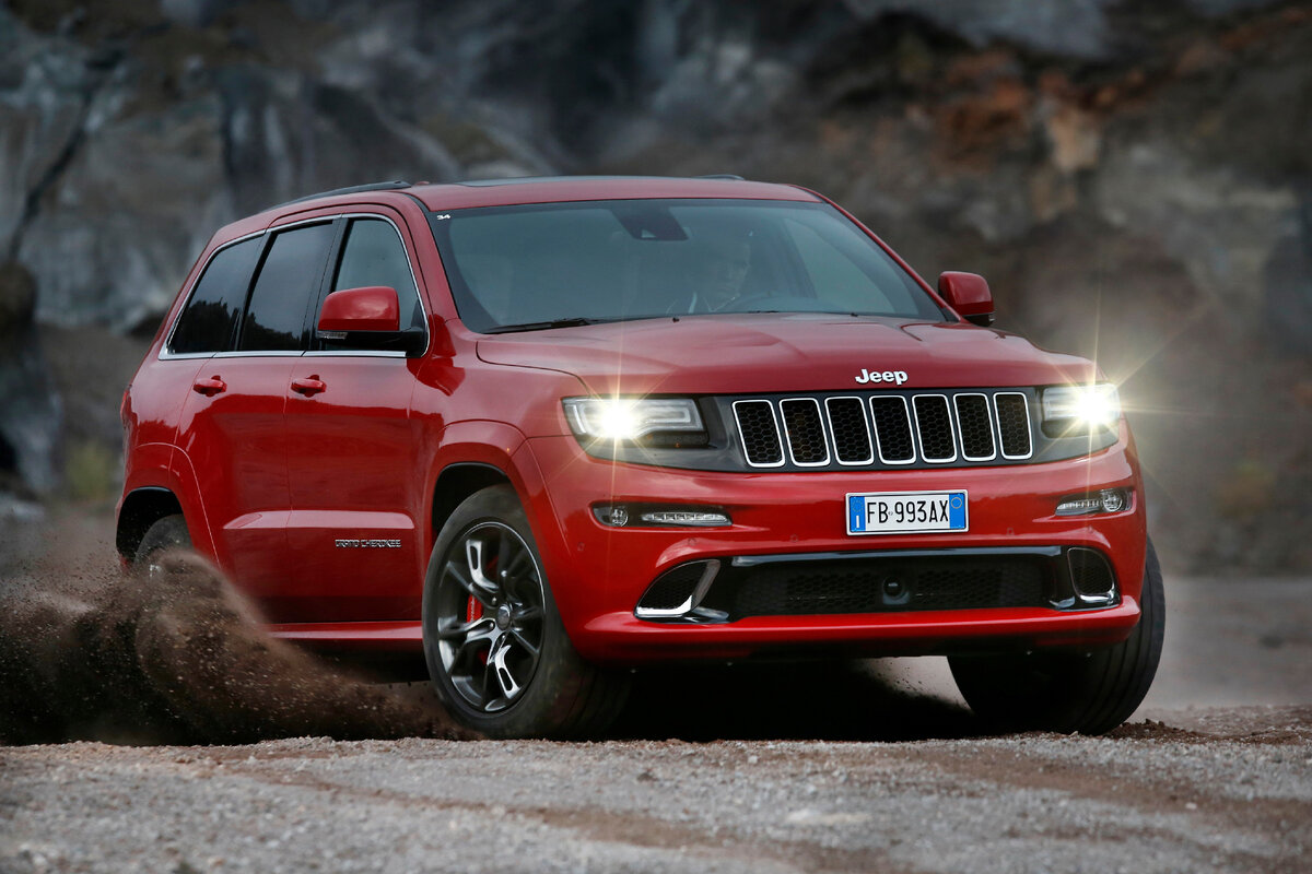 Jeep Grand Cherokee srt8 2013