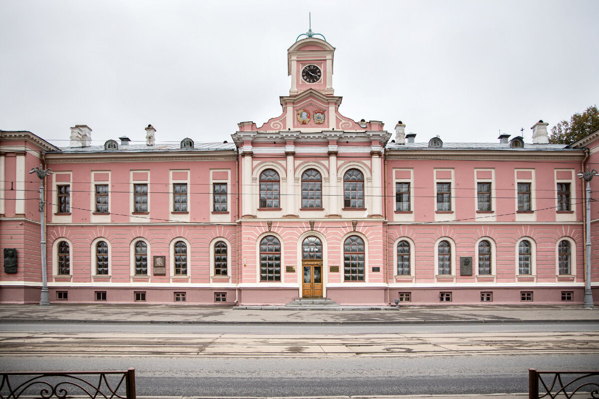 Фото ph_zakharenkova. Дворец усадьбы Петровско-Разумовское, фасад со стороны Тимирязевской улицы