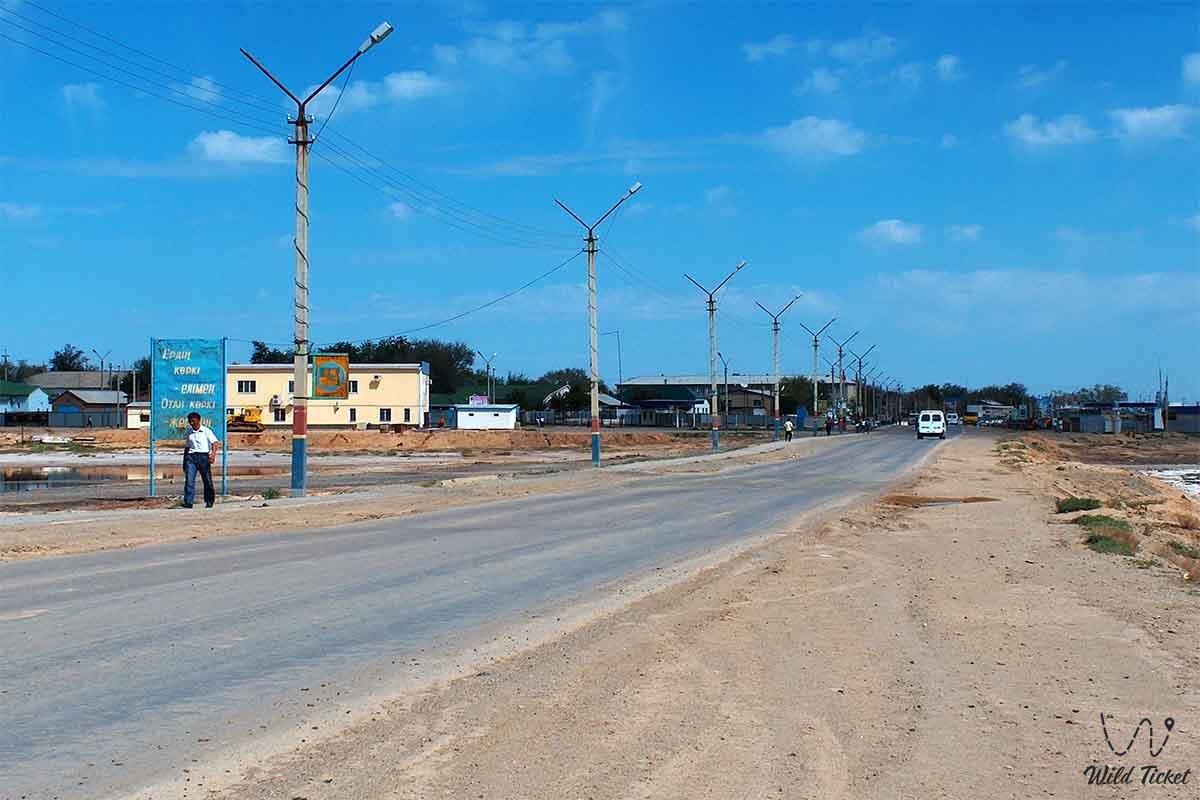 Макат казахстан. Город бейнеу. Трасса атырау астрахань. Доссор. Месторождение доссор.