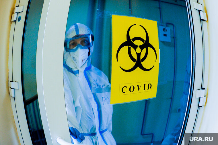    Пандемия коронавируса началась в марте 2020 года, тогда же были введены на территории Тюменской области ограничения