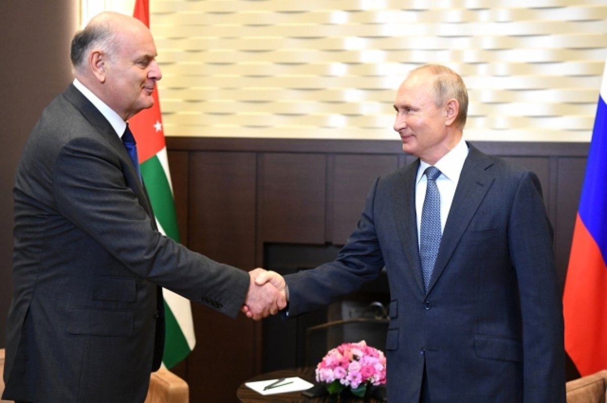    Президент Абхазии поддержал действия властей РФ во время событий 24 июня