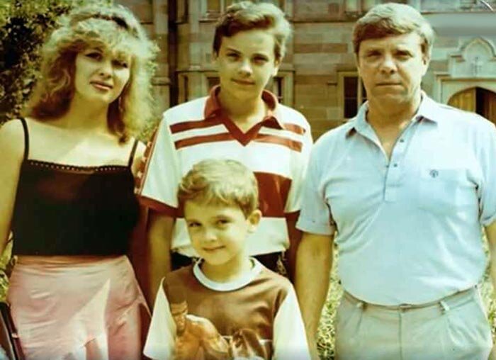 Владимир громов биография личная жизнь