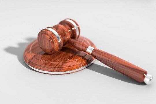    Суд выпустил из СИЗО и отправил под домашний арест бывшего вице-президента РЖД Михаила Акулова