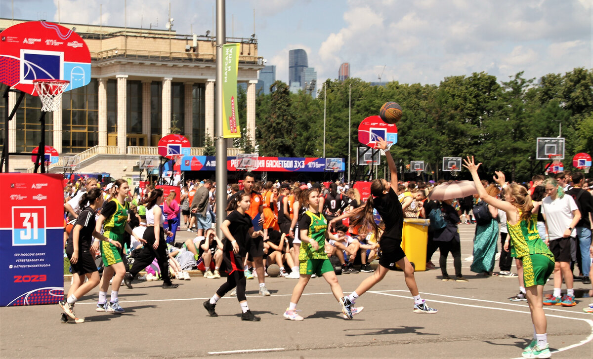 6 июля лужники день спорта. Московский спорт. Москва спортивный город. Марафон Лужники 2023 17 сентября. Лужники спортивно политику и спорт