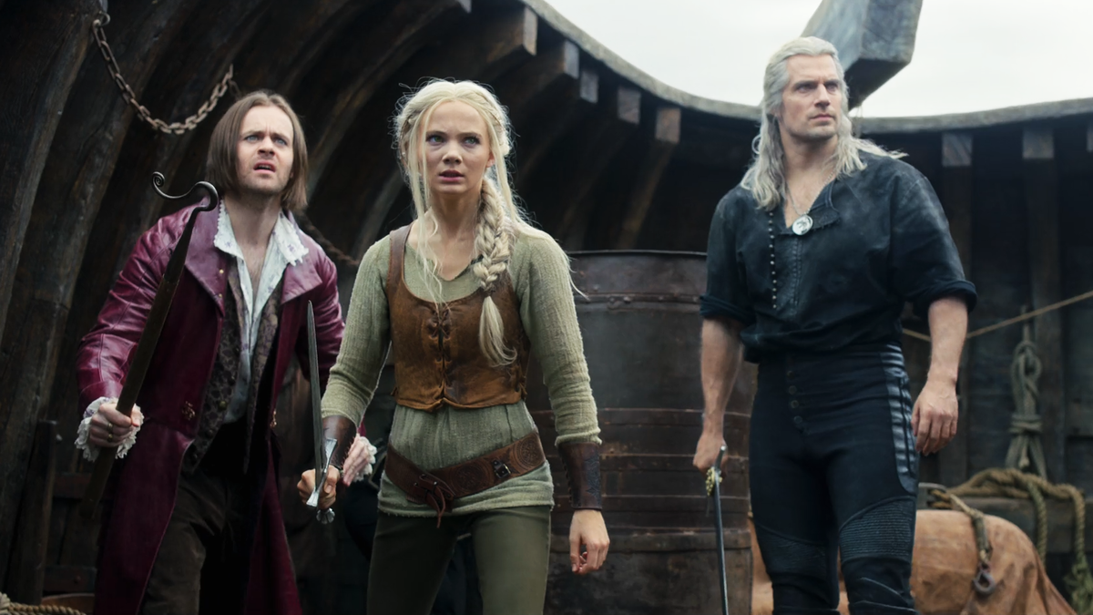 Лютик (Джои Бэти), Цири (Фрейя Аллан) и Геральт (Генри Кавилл)
