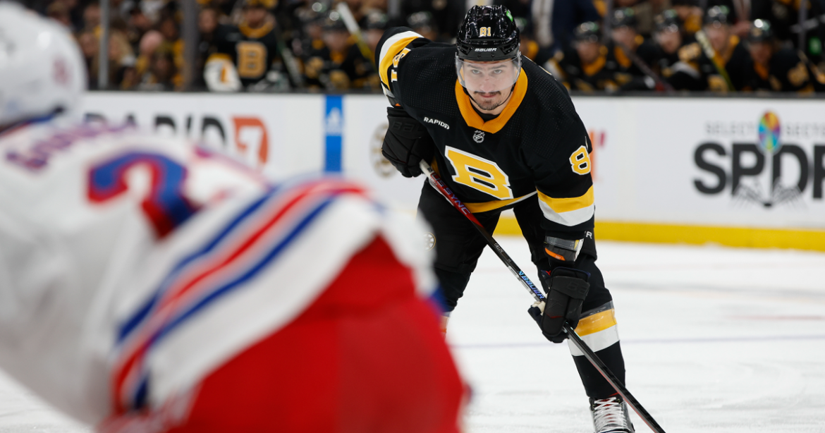 ​Дмитрий Орлов подписал двухлетний контракт с «Каролиной» с зарплатой $7,75 млн в год. Фото: nhl.com