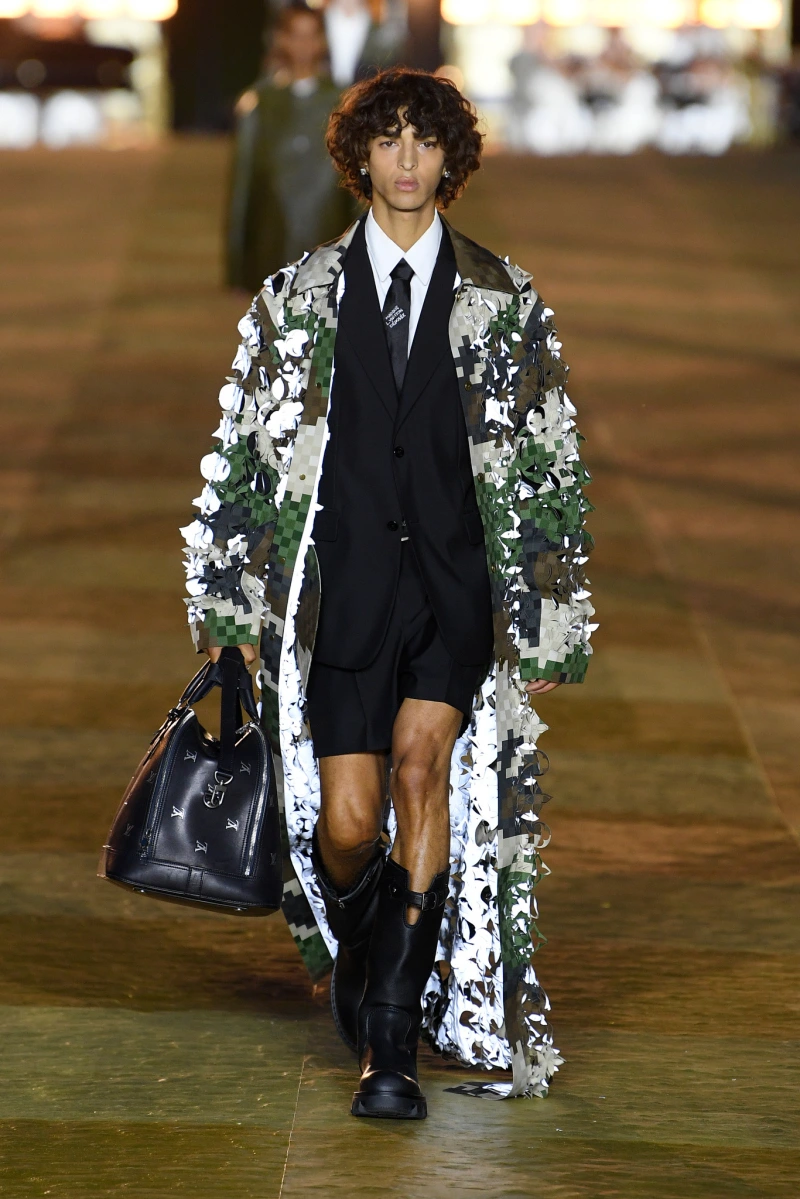 Источник: wwd.com