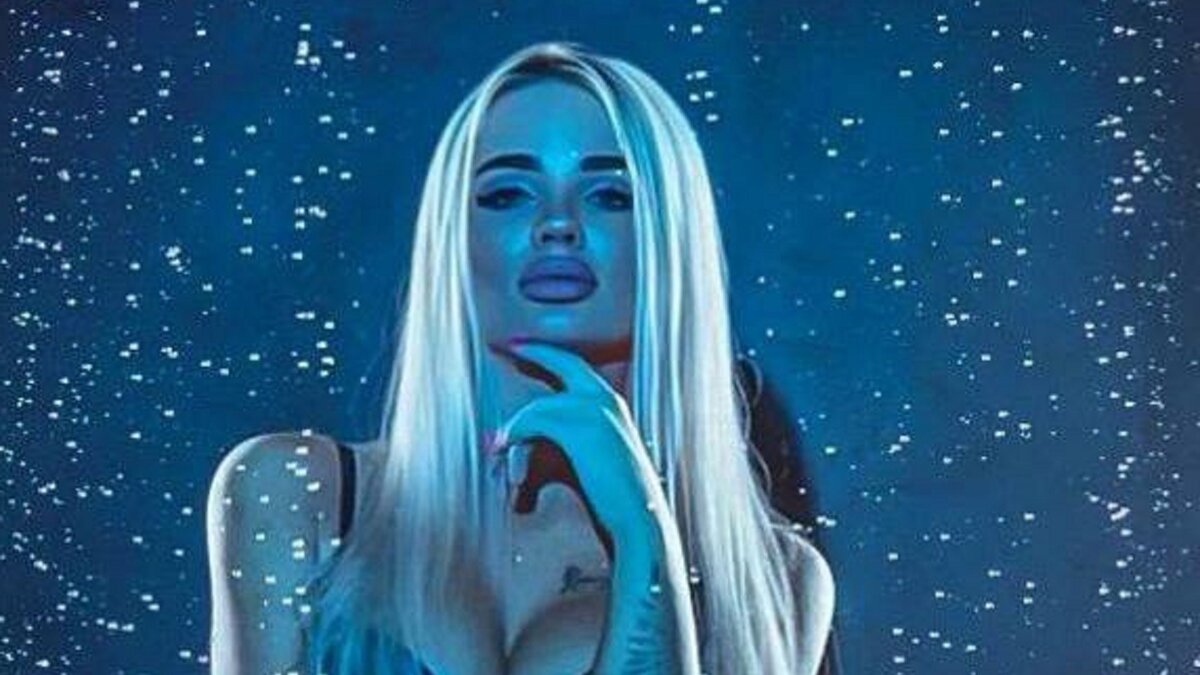     Вице-мисс Приморья Дарья Корнилова, которая попала в жуткую аварию на мосту в Анучинском районе и смогла спастись, хочет стать муниципальным депутатом в Лесозаводске.