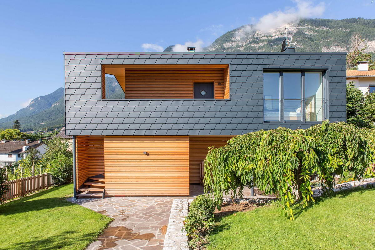 Реконструкция дома с мансардой в Италии 