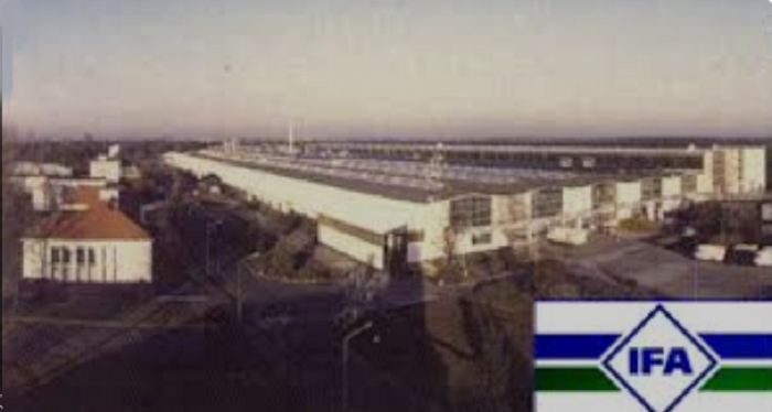 Производство грузовиков ГДР. / Фото: themator.museum-digital.