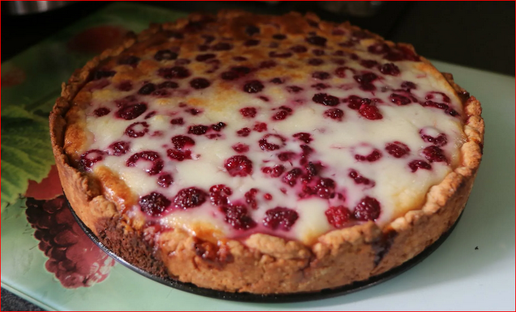 Много начинки и мало теста. Готовлю заливной ягодный пирог со сметанной заливкой. Правильный рецепт