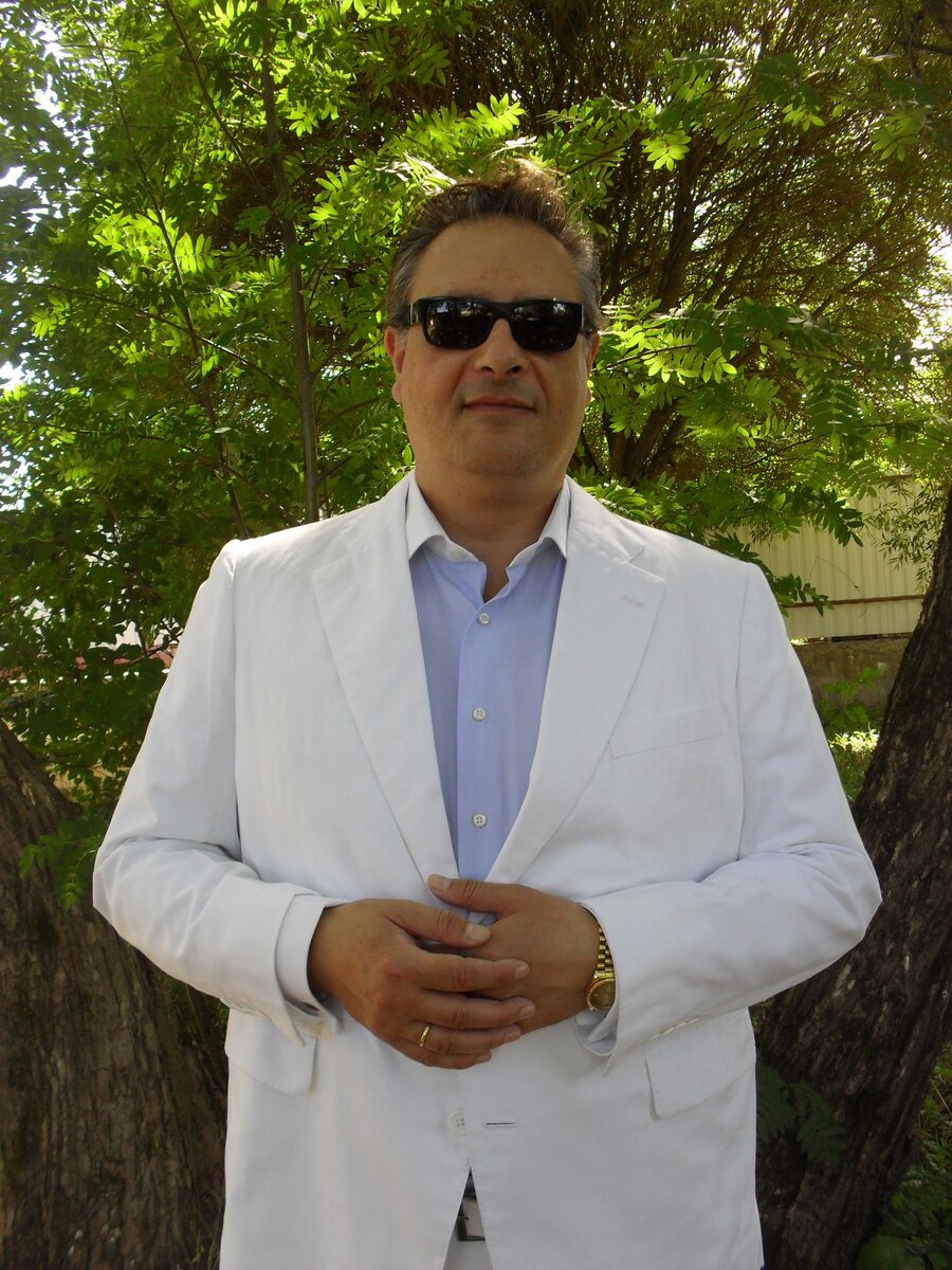 Знакомьтесь! Мой муж.