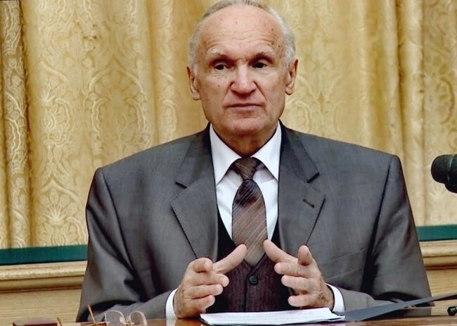 Алексей Ильич Осипов — учёный-богослов, педагог и публицист, доктор богословия, заслуженный профессор Московской духовной академии, апологет, проповедник, писатель, православный катехизатор.