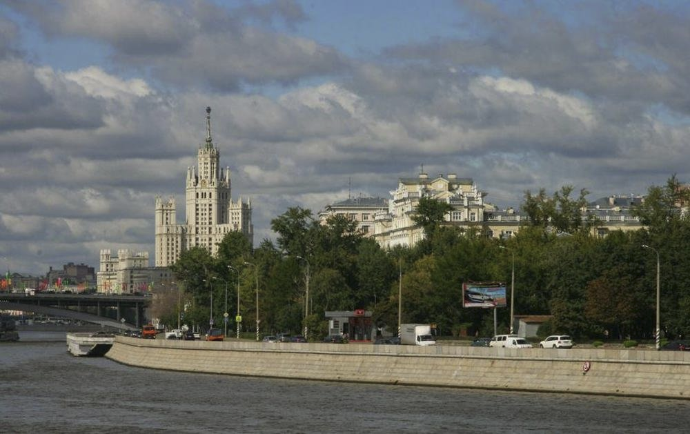 Файл:Moscow, Krasnokholmskaya Embankment.jpg - Википедия