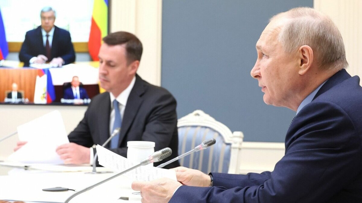     Глава Ростовской области Василий Голубев поделился содержанием своих бесед с президентом Владимиром Путиным, об этом он рассказал в передаче «О главном».