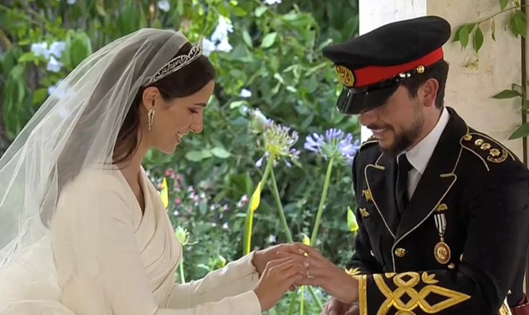 Свадьбе кронпринца Иордании Хусейна. Свадьба наследного принца Иордании Хусейна. Свадьба принца Хусейна и раджвы. Королевская свадьба принц Хусейн.