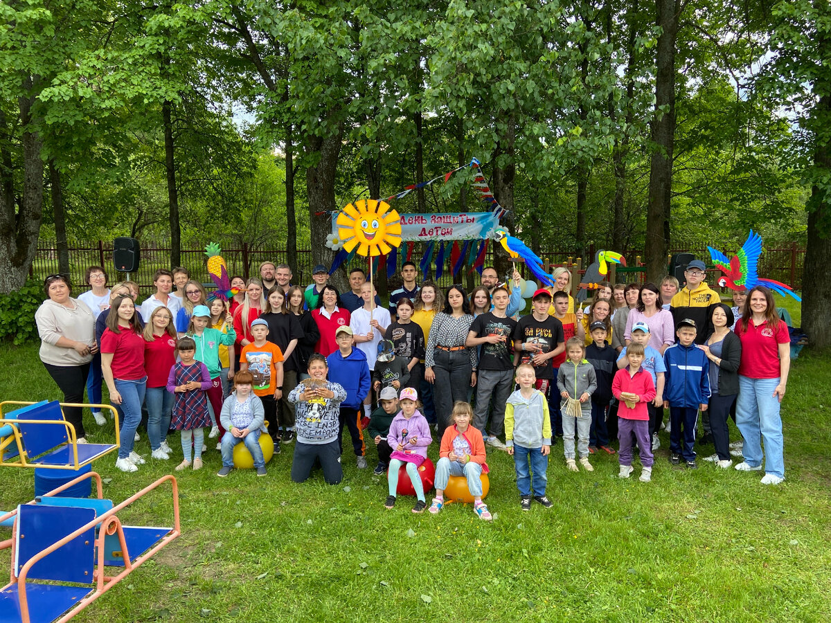 Участники ансамбля «Гренада» в Семейном центре помощи семье и детям «Волоколамский»