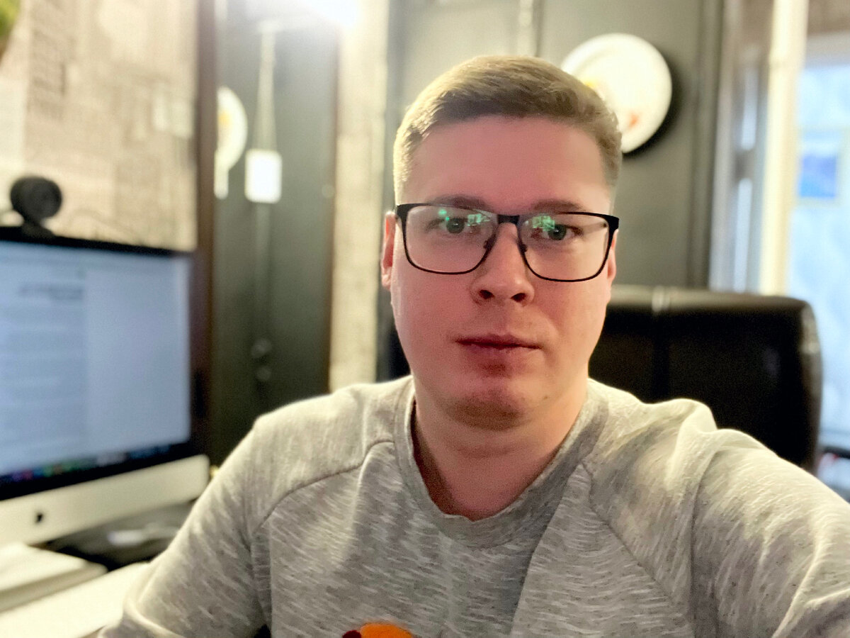 Отвечаю на ваши вопросы на юридические темы в комментариях.