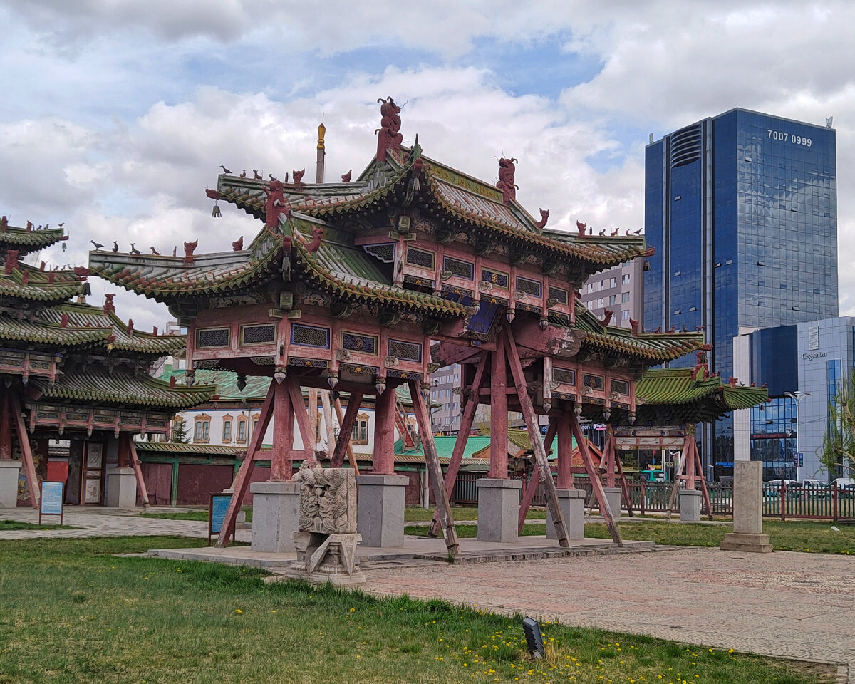 Дворец-музей Богдо-Гэгэна в Улан-Баторе, фото автора