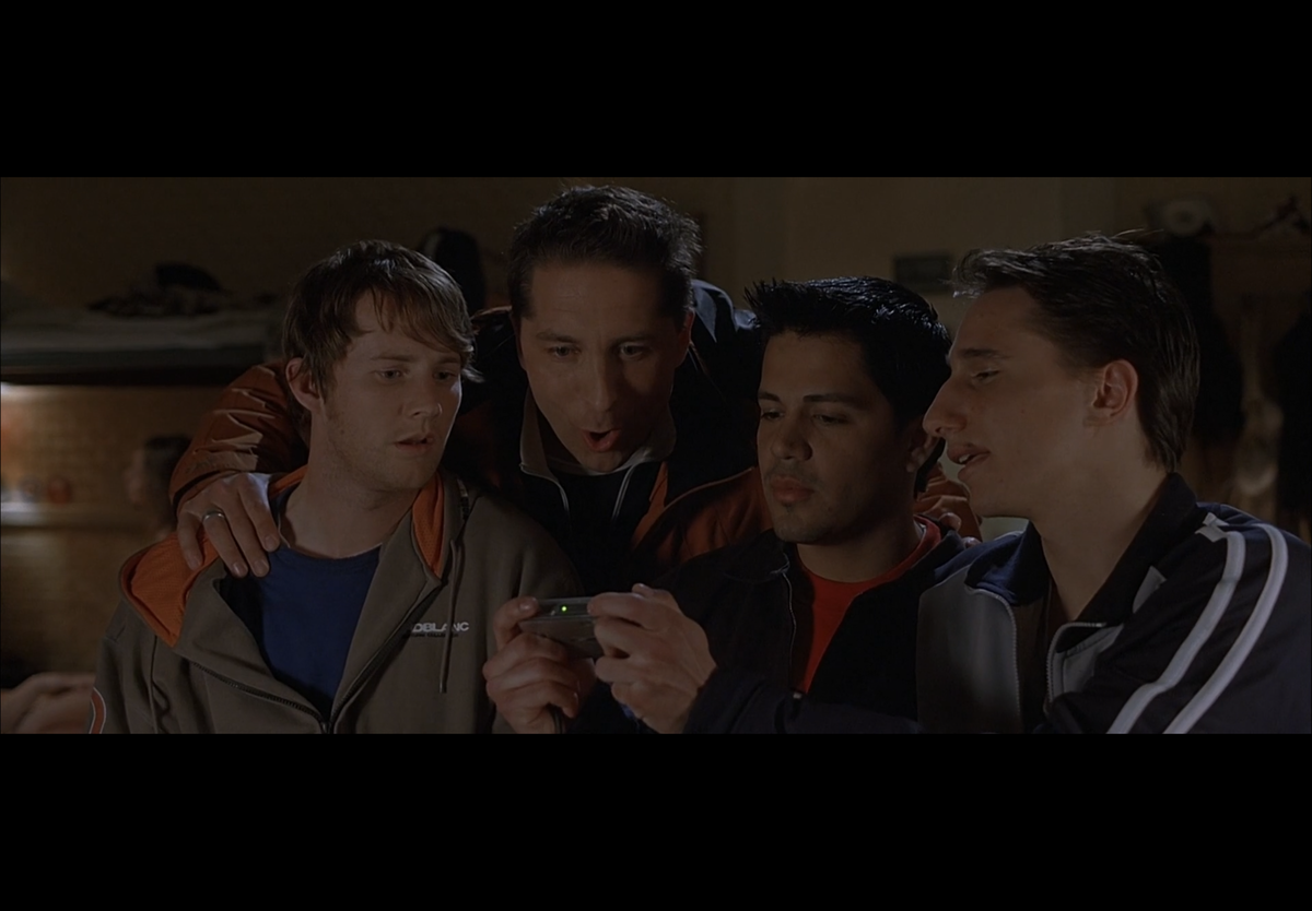 Хостел ужасы. Хостел ужасы. Хостел ужасы. Хостел ужасы. Хостел 2005 сцена с бензопилой.