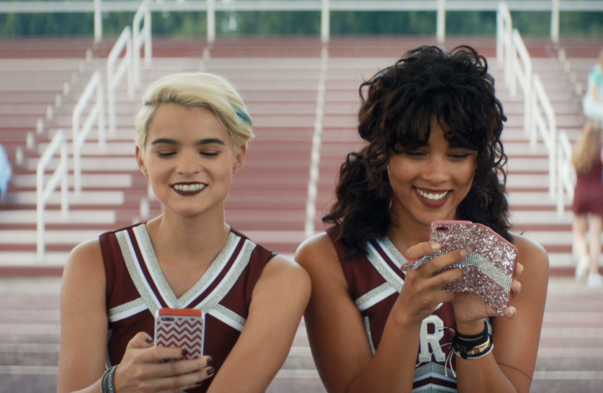 Кадр из фильма «Убить за лайк»