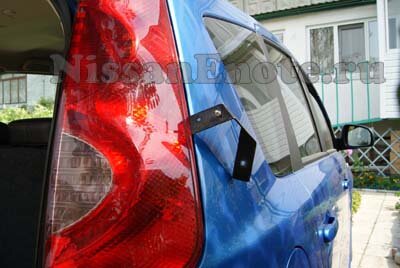 Как снять задний фонарь на ноуте Как снять задний фонарь на Nissan Note (e11) Nissan Note Дзен