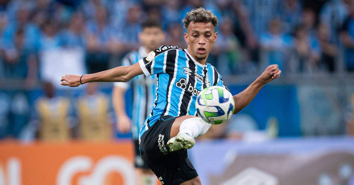 Скауты "Спартака" проявляют интерес к футболисту "Гремио" Бителло. Фото из интернета.