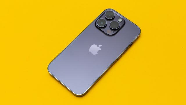 iPhone 14 Pro можно смело рекомендовать тем, кто увлекается мобильной фотографией