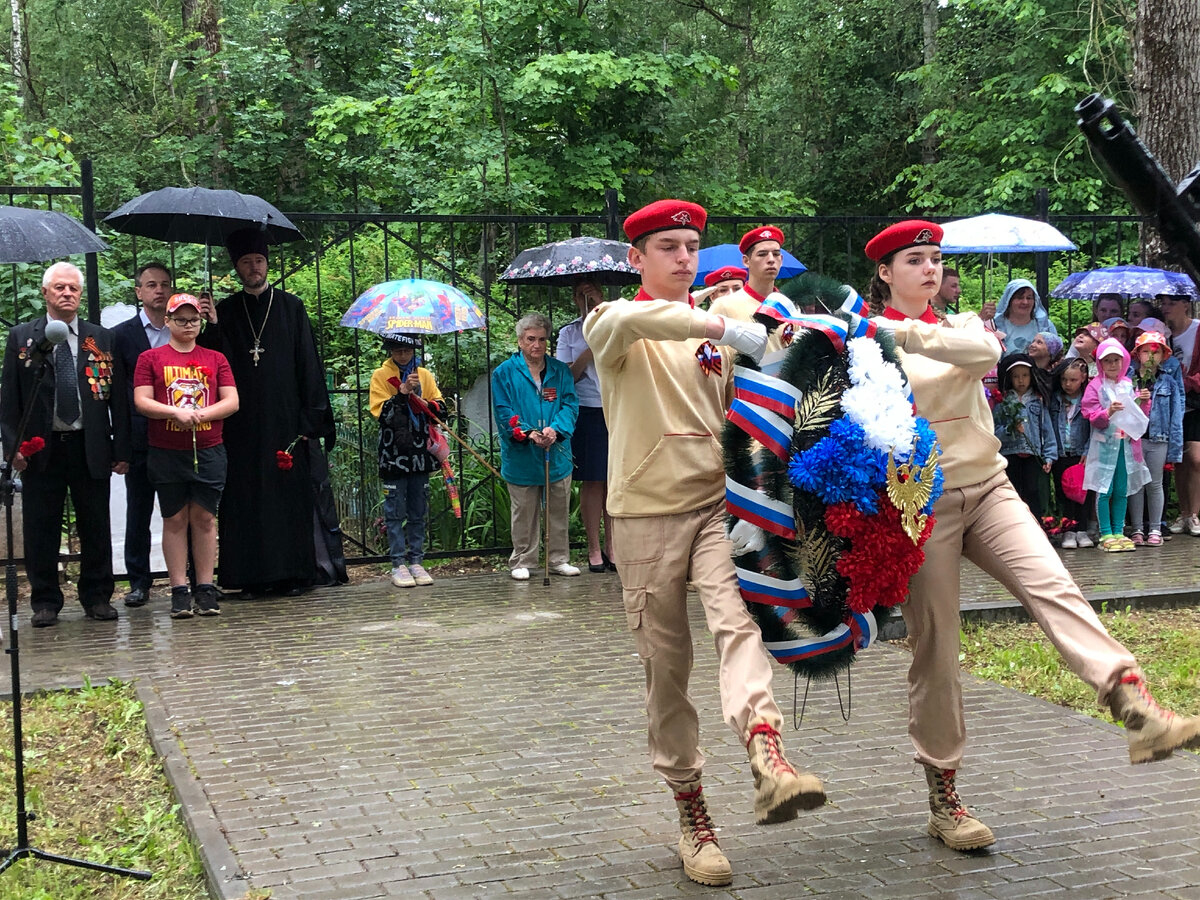 Бежецкие новости. День города Бежецк 2000. Ахматовские дни в Бежецке.