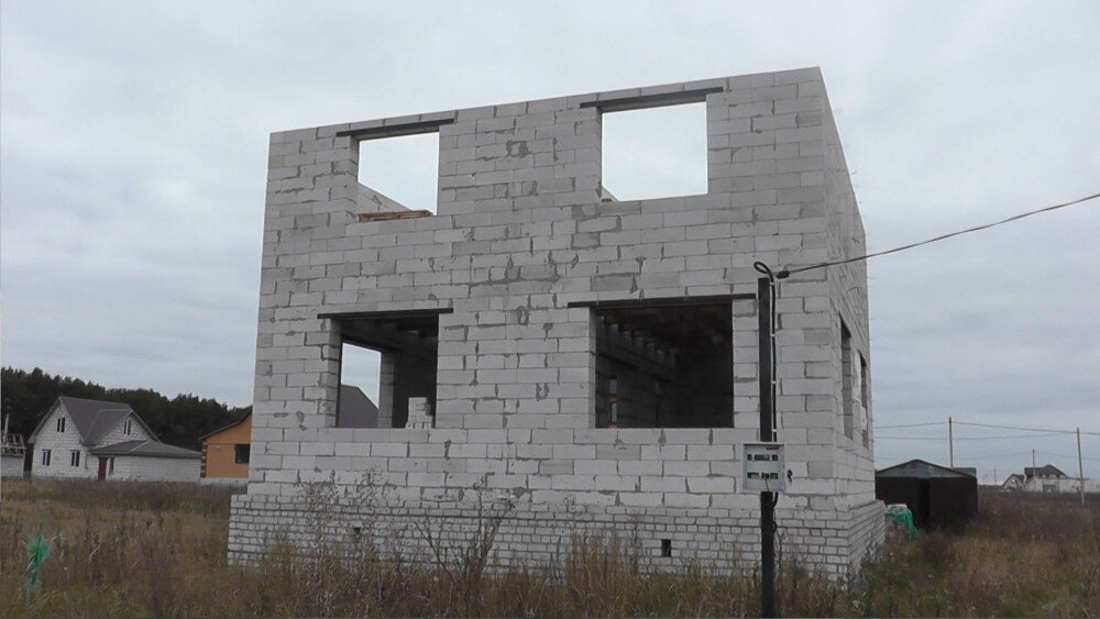 Мой будущий дом на стадии постройки, без крыши