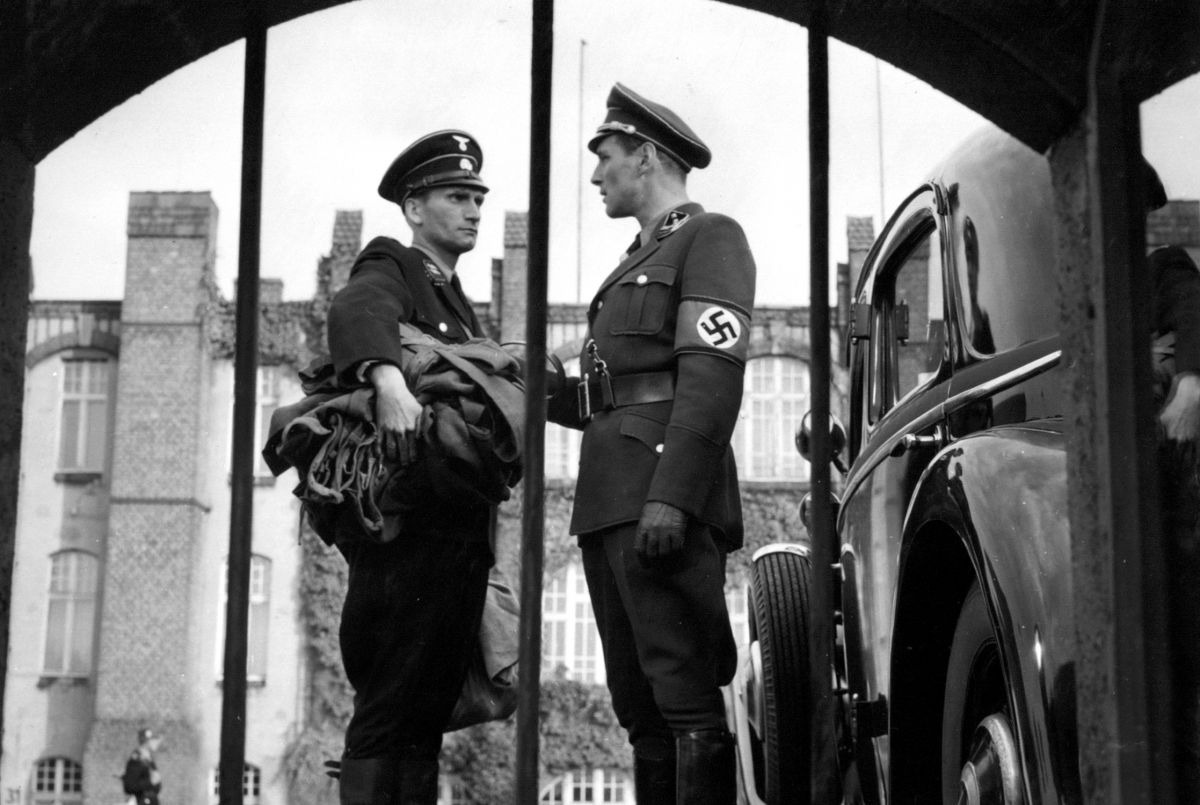 Кадр из фильма "Операция "Гляйвиц" взят для иллюстрации из Яндекс Картинки