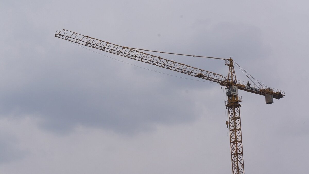     Жители Нижнего Новгорода негативно отреагировали на начало строительства нового жилого комплекса «Янтарь» на Гаражной улице в Советском районе. Своими мнениями они поделились в отзывах на «Яндекс поиске».