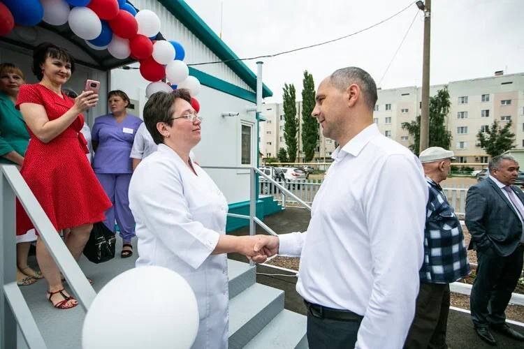    Денис Паслер принял участие в открытии новых врачебных амбулаторий в Сакмарском районе Кристина Просвиркина